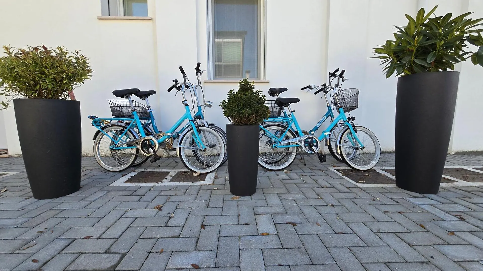 Home23Jesolo! Beach, Parking And Bikes Included 0*, Lido di Jesolo Italia